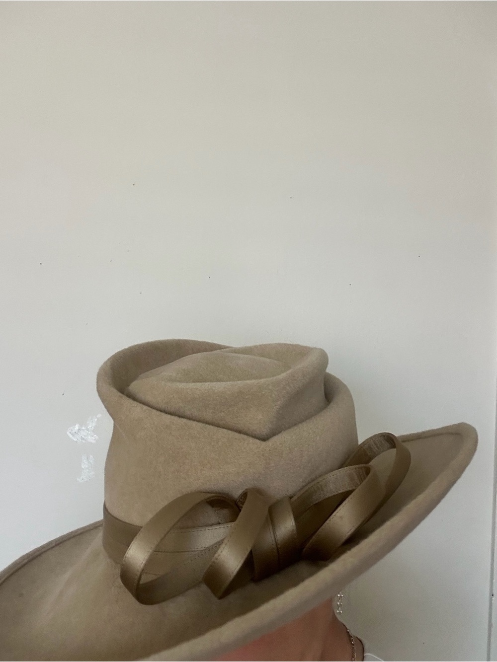 Philip Treacy Beige Wide-Brim Fedora with Ribbon Detail - Picture 2 of 5